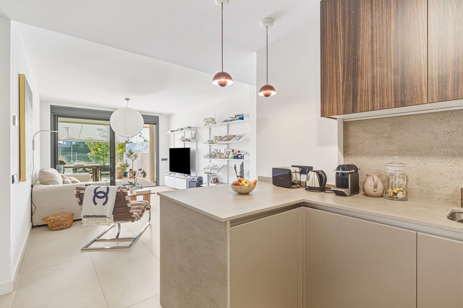 2 soverom Leilighet til salgs i Marbella med svømmebasseng garasje - € 675 000 (Ref: 10110418)