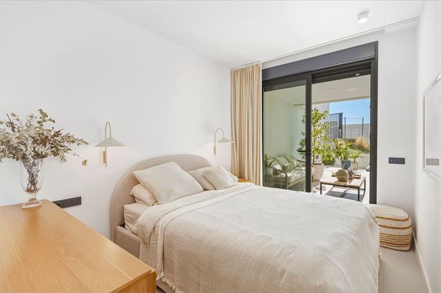 2 soverom Leilighet til salgs i Marbella med svømmebasseng garasje - € 675 000 (Ref: 10110418)