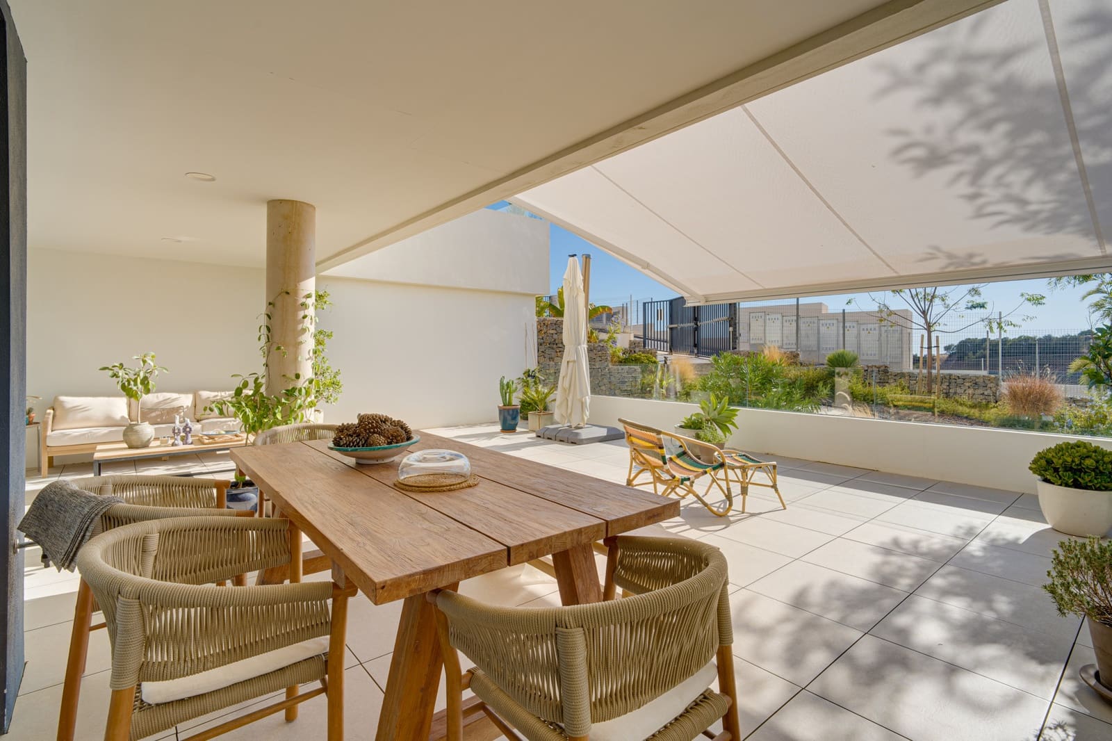 2 soverom Leilighet til salgs i Marbella med svømmebasseng garasje - € 675 000 (Ref: 10110418)