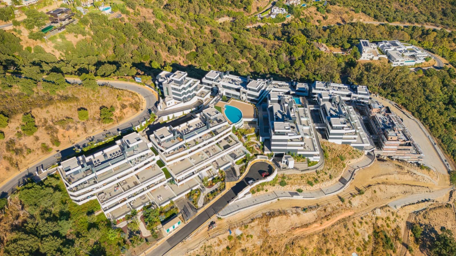 2 soverom Leilighet til salgs i Marbella med svømmebasseng garasje - € 675 000 (Ref: 10110418)