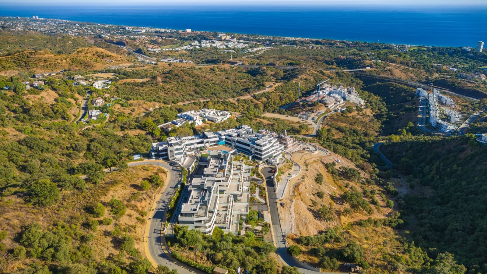 2 soverom Leilighet til salgs i Marbella med svømmebasseng garasje - € 675 000 (Ref: 10110418)