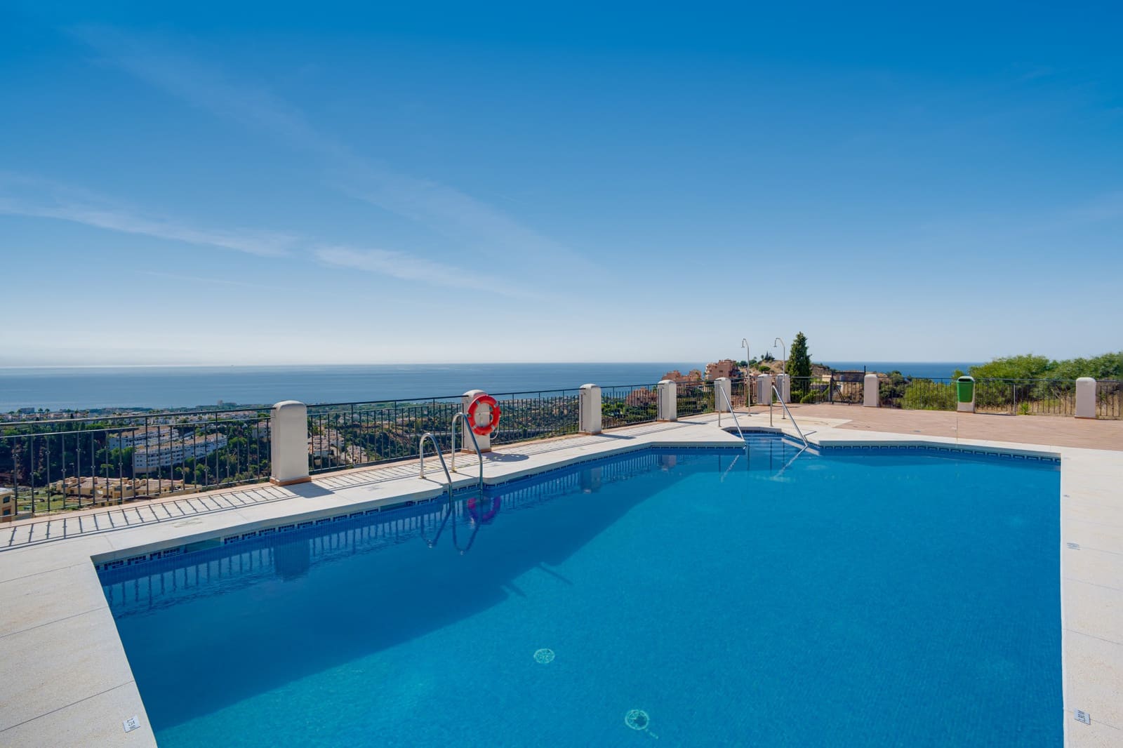 3 sovrum Takvåning till salu i Mijas Costa med pool garage - 535 000 € (Ref: 10127309)