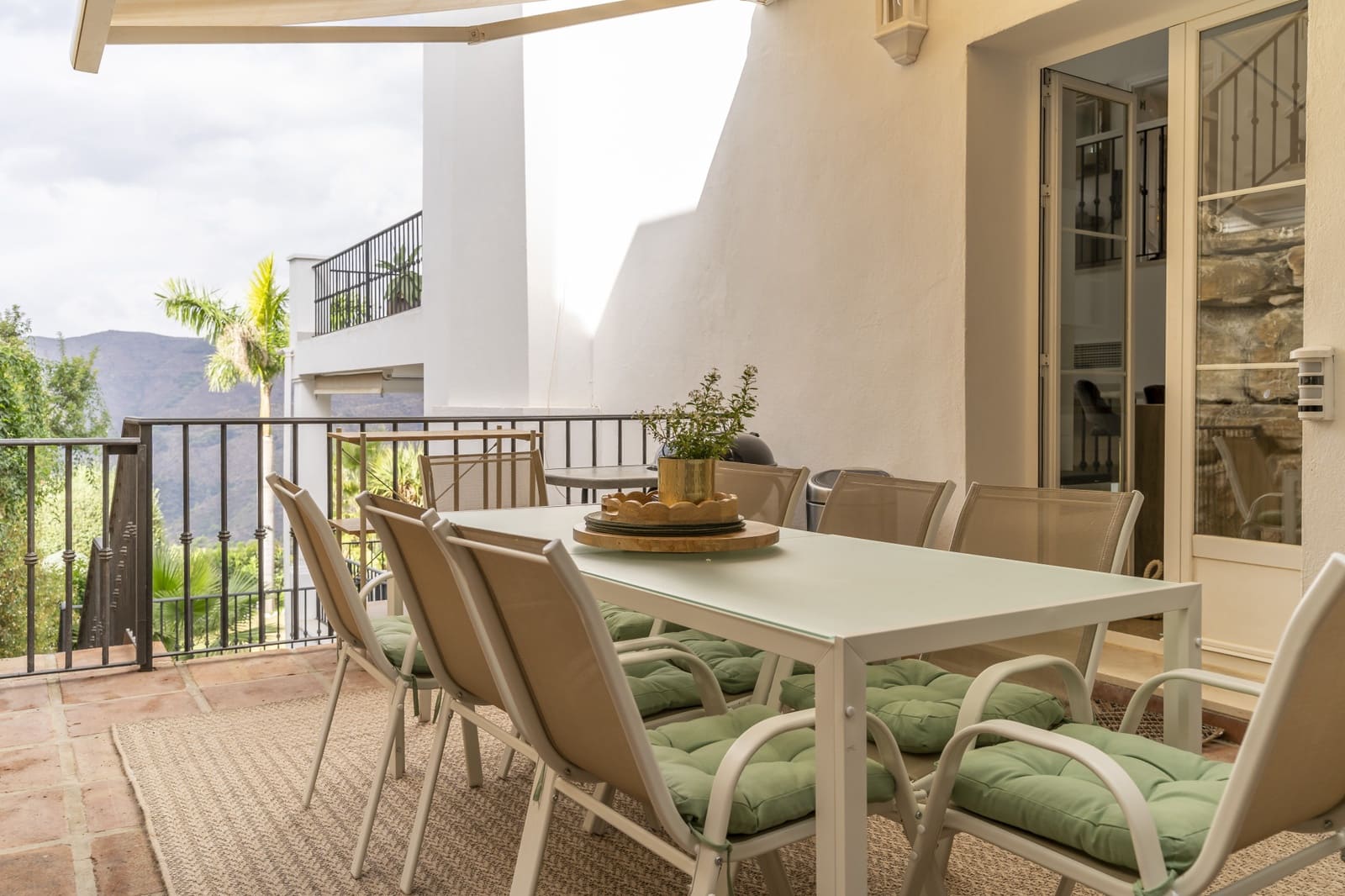4 soveværelse Villa til salg i Istan med swimmingpool garage - € 1.650.000 (Ref: 10135224)