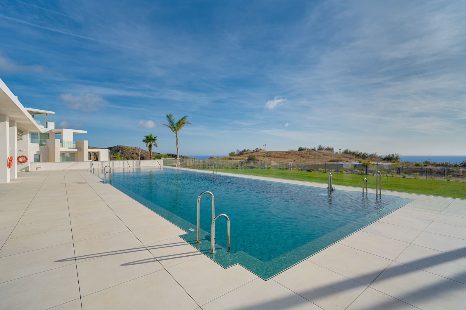 2 slaapkamer Appartement te koop in Marbella met zwembad garage - € 1.395.000 (Ref: 10163340)