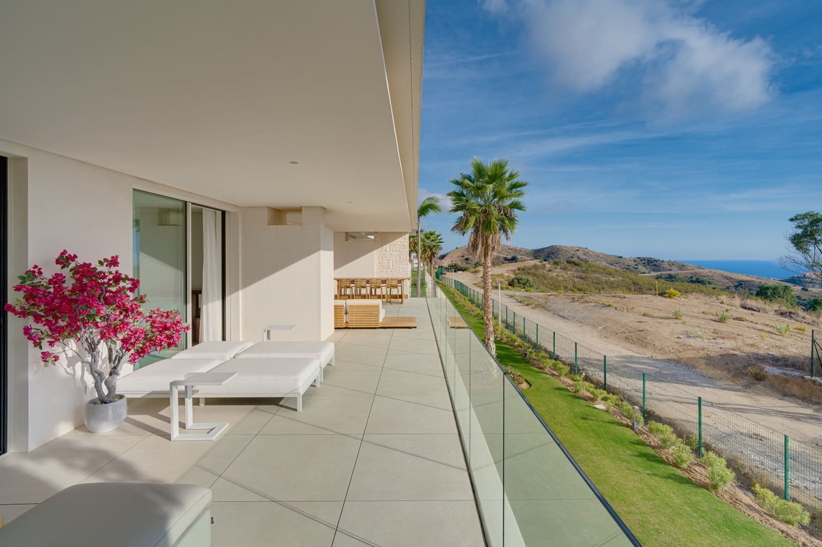 2 slaapkamer Appartement te koop in Marbella met zwembad garage - € 1.395.000 (Ref: 10163340)