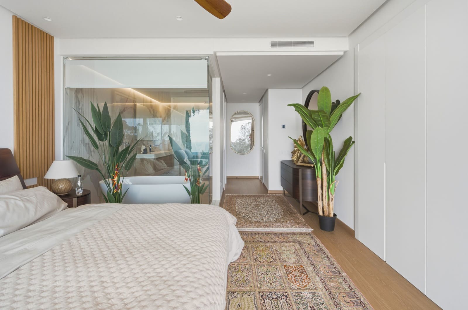 2 slaapkamer Appartement te koop in Marbella met zwembad garage - € 1.395.000 (Ref: 10163340)