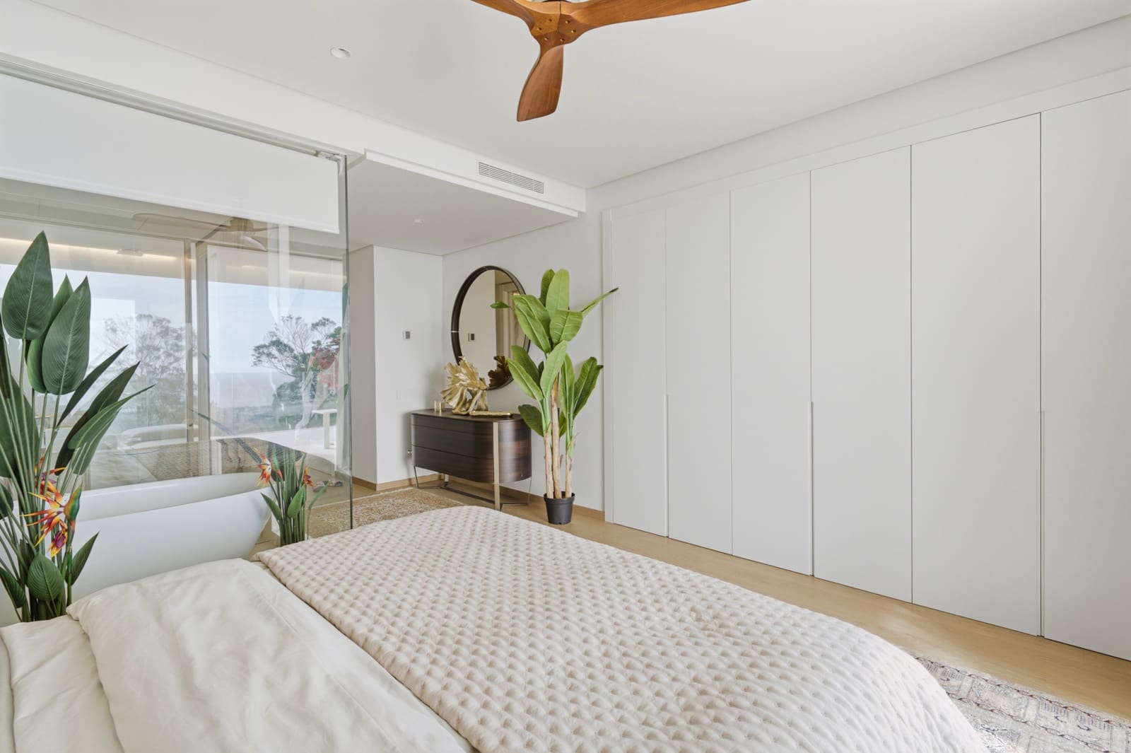 2 slaapkamer Appartement te koop in Marbella met zwembad garage - € 1.395.000 (Ref: 10163340)