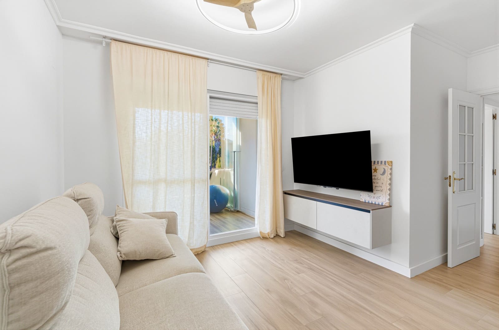2 soverom Leilighet til salgs i San Pedro de Alcantara med svømmebasseng garasje - € 585 000 (Ref: 10170223)