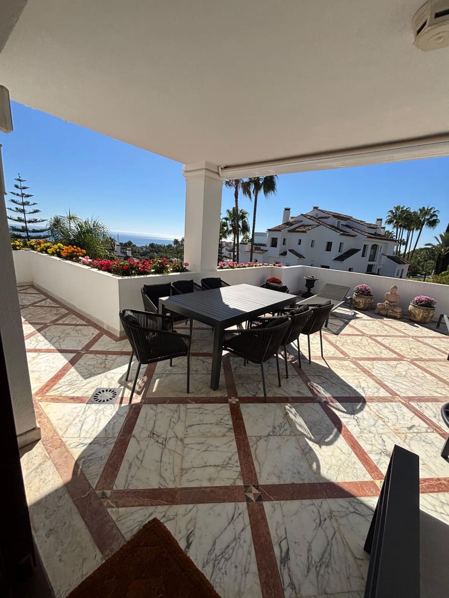 2 soverom Leilighet til salgs i Marbella med svømmebasseng garasje - € 1 850 000 (Ref: 10182218)