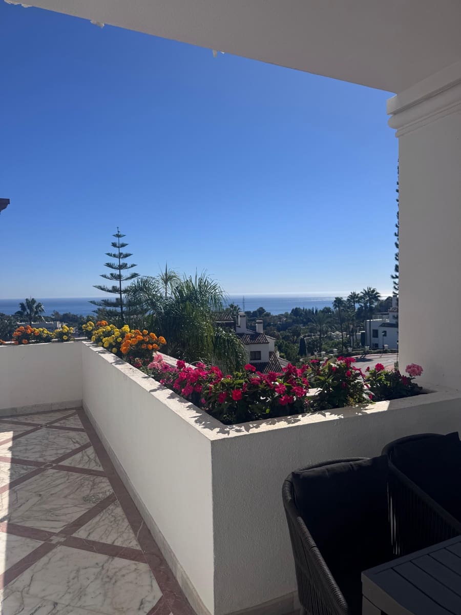 2 soverom Leilighet til salgs i Marbella med svømmebasseng garasje - € 1 850 000 (Ref: 10182218)