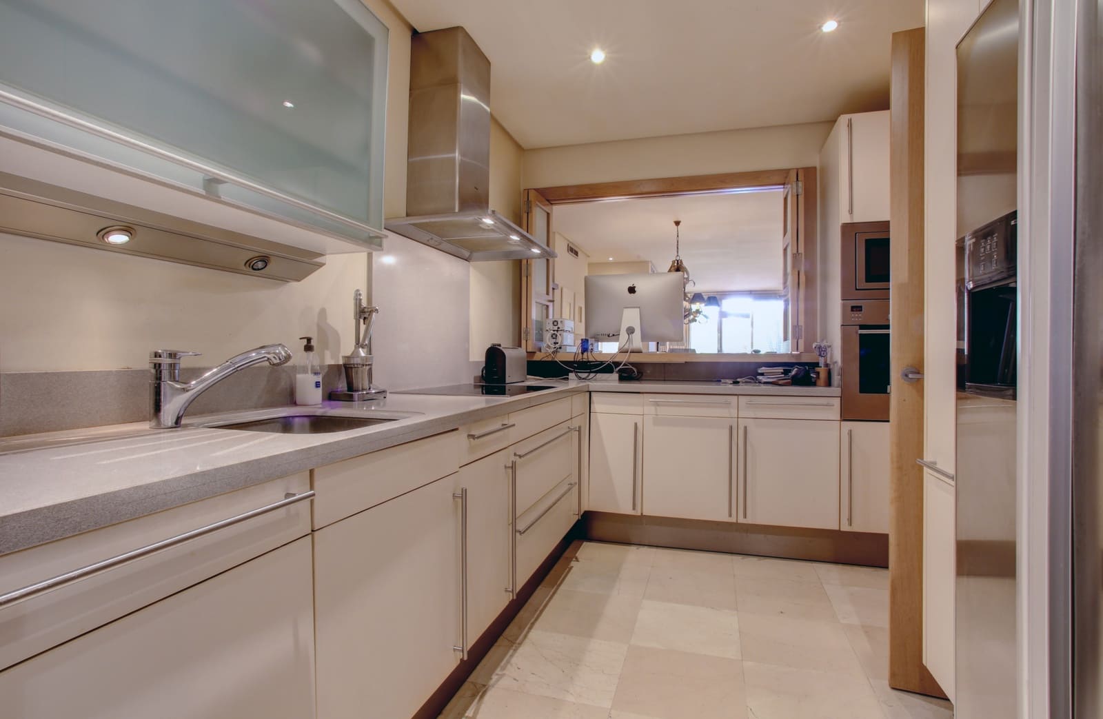 3 makuuhuone Huoneisto myytävänä paikassa Marbella mukana uima-altaan - 1 575 000 € (Ref: 5104250)