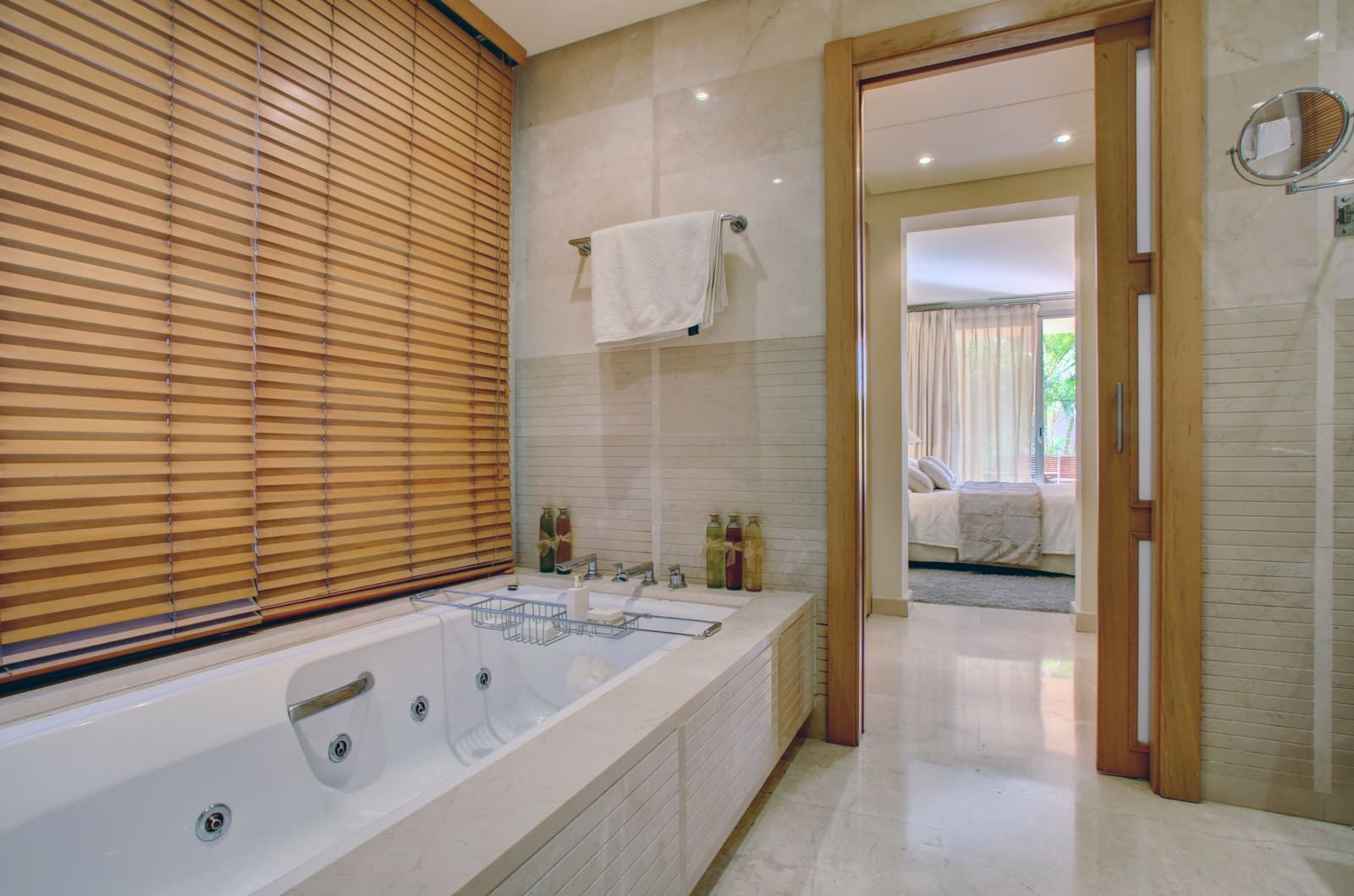 3 makuuhuone Huoneisto myytävänä paikassa Marbella mukana uima-altaan - 1 575 000 € (Ref: 5104250)