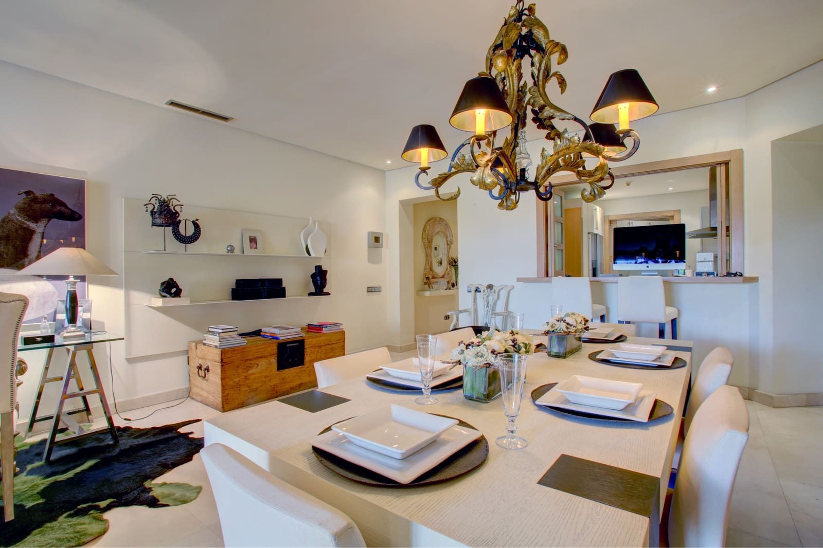 3 makuuhuone Huoneisto myytävänä paikassa Marbella mukana uima-altaan - 1 575 000 € (Ref: 5104250)