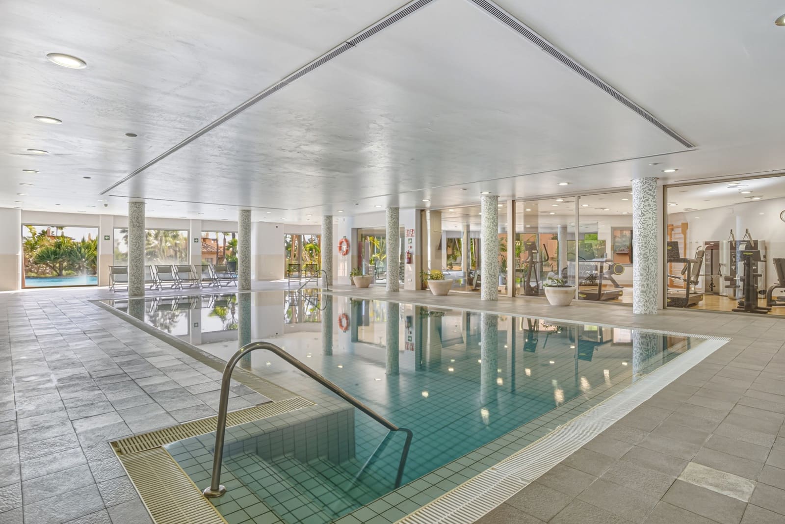 3 makuuhuone Huoneisto myytävänä paikassa Marbella mukana uima-altaan - 1 575 000 € (Ref: 5104250)