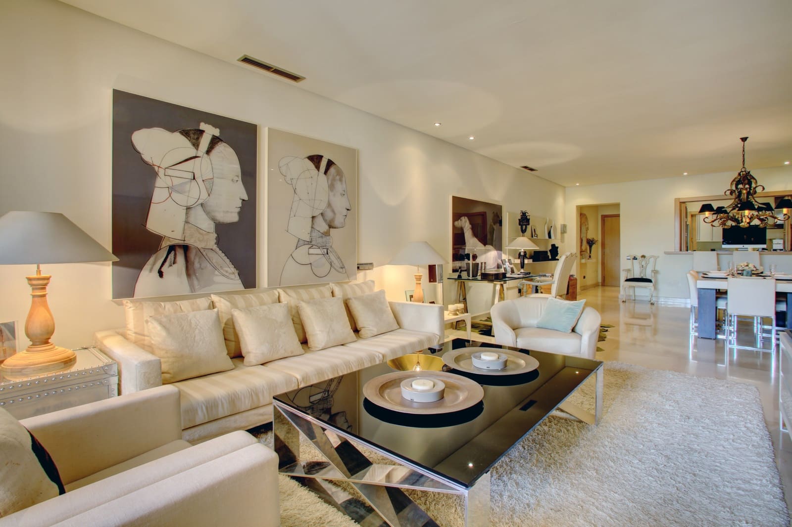 3 makuuhuone Huoneisto myytävänä paikassa Marbella mukana uima-altaan - 1 575 000 € (Ref: 5104250)