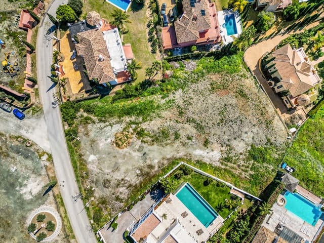 Terrain à Bâtir à vendre à Los Flamingos, Benahavís - 1 875 000 € (Ref: 8205120)