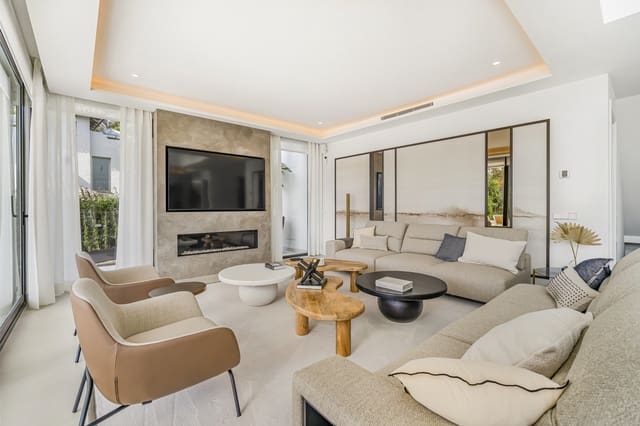 6 bedroom Villa for sale in Marbella with pool garage - € 5,495,000 (Ref: 8227675)