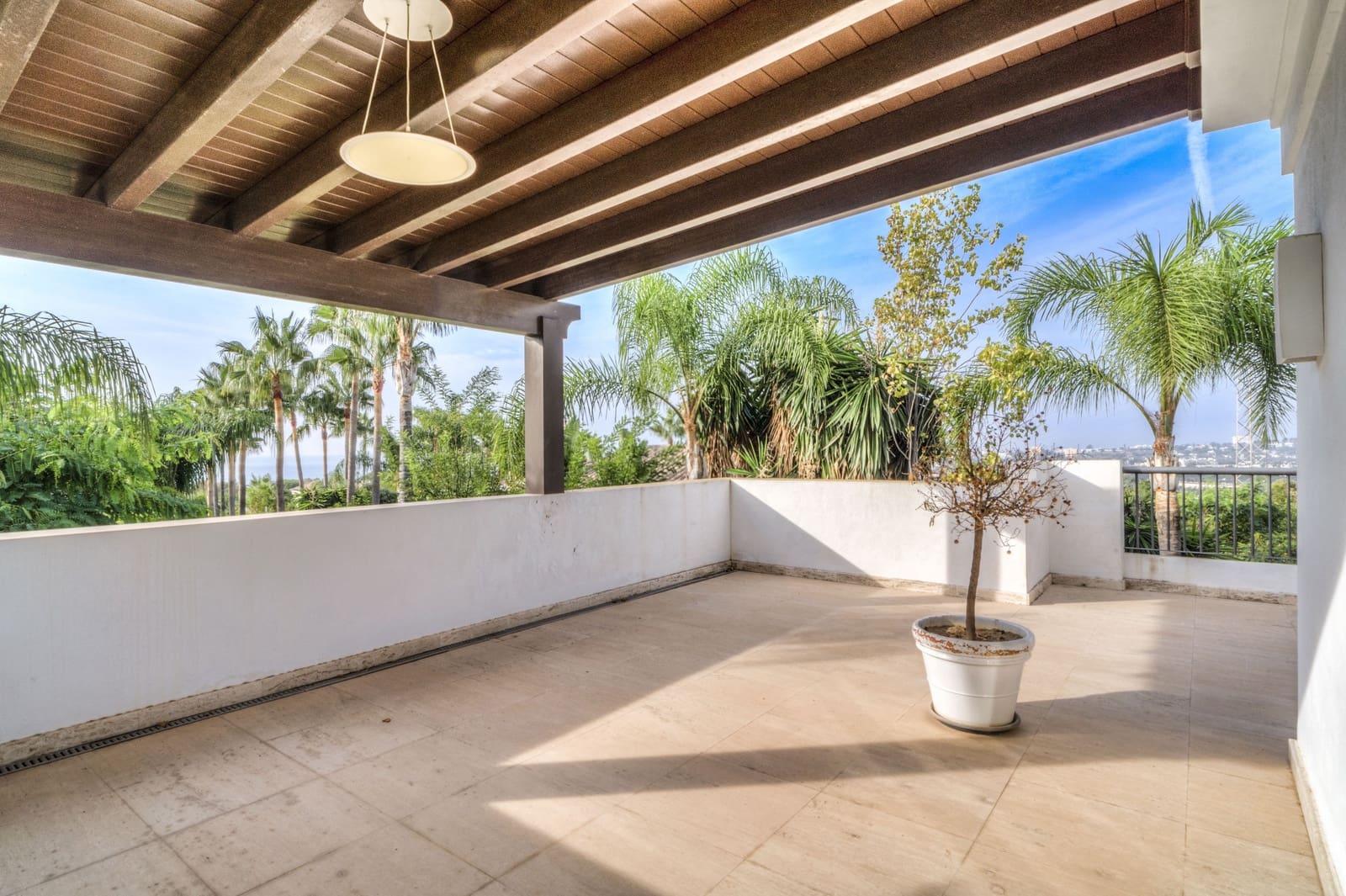 6 quarto Moradia para venda em Marbella com piscina garagem - 3 150 000 € (Ref: 8312681)