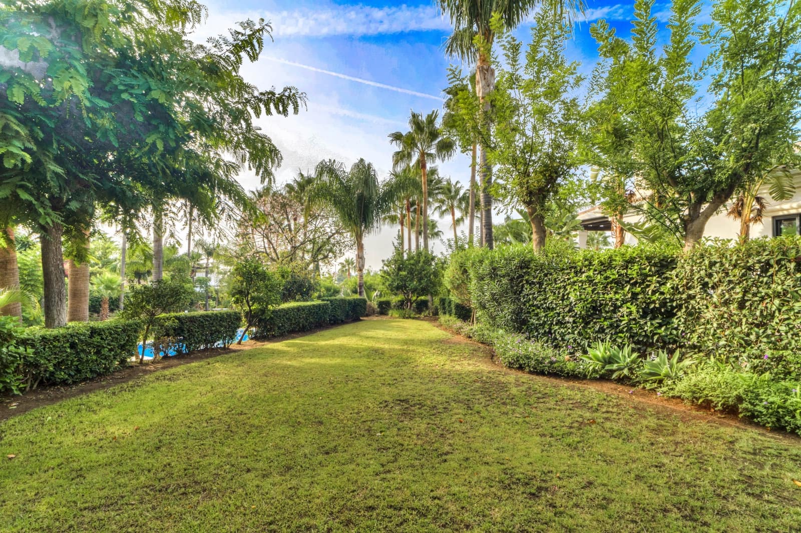 6 quarto Moradia para venda em Marbella com piscina garagem - 3 150 000 € (Ref: 8312681)