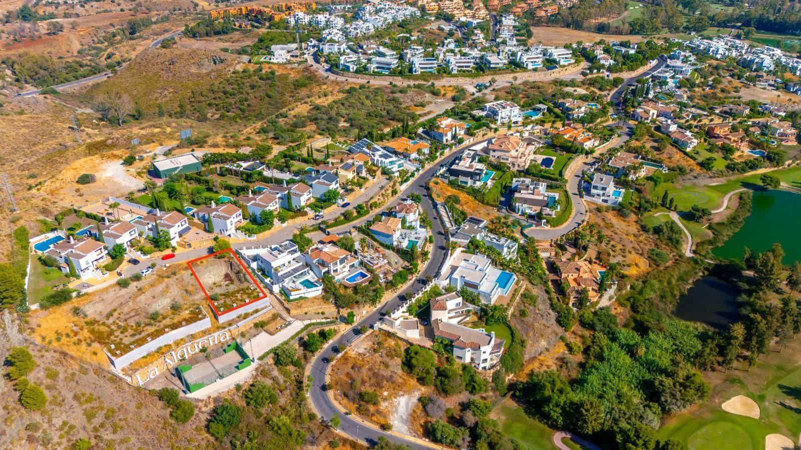 Building Plot for sale in Benahavis - € 375,000 (Ref: 8488427)