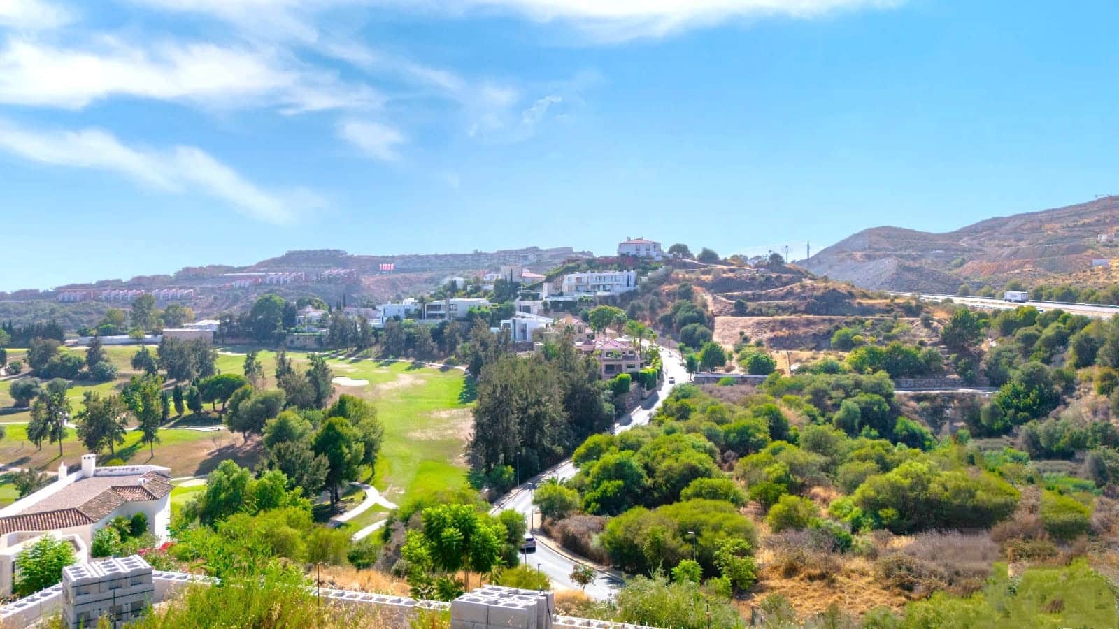 Building Plot for sale in Benahavis - € 375,000 (Ref: 8488427)