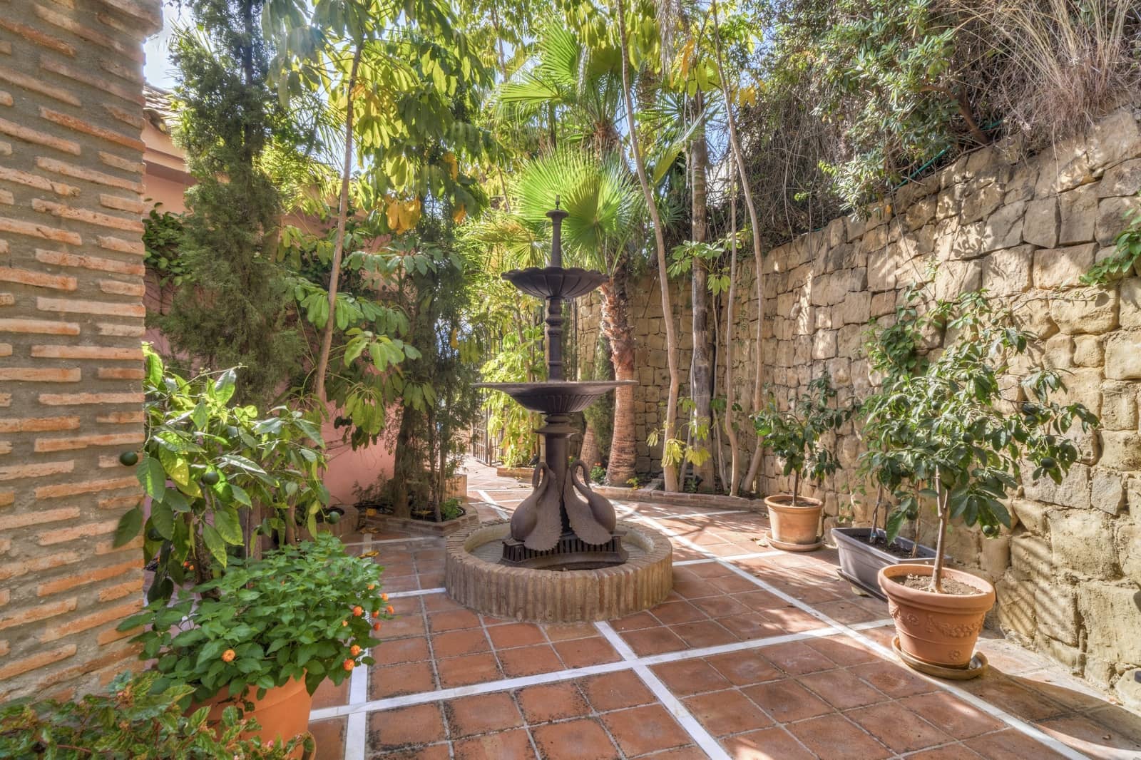 5 chambre Villa/Maison à vendre à Benahavis avec piscine garage - 5 250 000 € (Ref: 8491474)