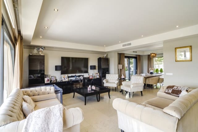 5 camera da letto Villa in vendita in Marbella con piscina garage - 1.990.000 € (Rif: 8590071)