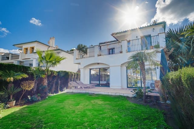 3 bedroom Semi-detached Villa for sale in Riviera del Sol, Mijas with pool garage - € 700,000 (Ref: 8742006)