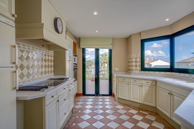 3 bedroom Semi-detached Villa for sale in Riviera del Sol, Mijas with pool garage - € 700,000 (Ref: 8742006)