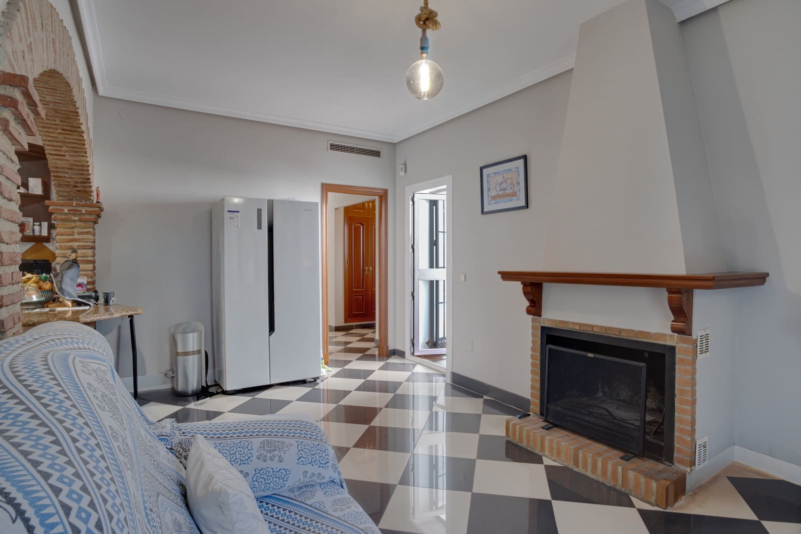 5 bedroom Villa for sale in Marbella with pool garage - € 2,245,000 (Ref: 8785771)