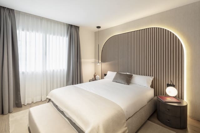 3 soverom Leilighet til salgs i Marbella med svømmebasseng garasje - € 3 500 000 (Ref: 8820566)