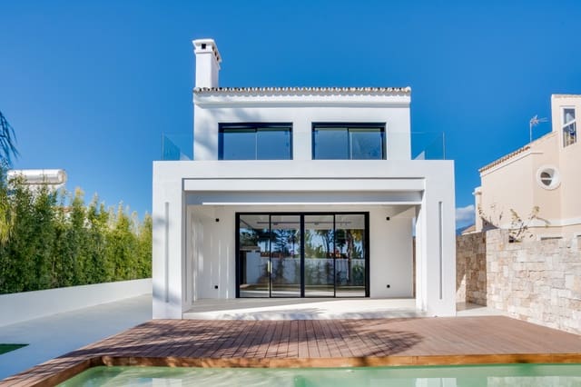 4 soverom Villa til salgs i Costalita, Estepona med svømmebasseng garasje - € 1 595 000 (Ref: 8821104)