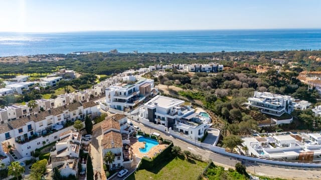 3 sypialnia Apartament na sprzedaż w Marbella z basenem garażem - 1 150 000 € (Ref: 8821108)