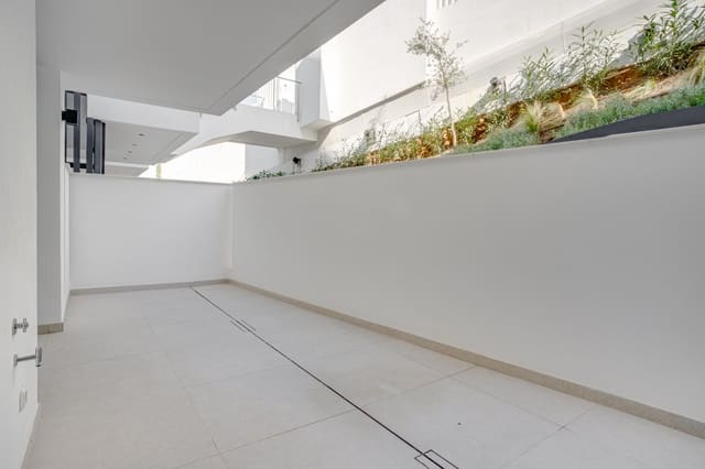 3 slaapkamer Appartement te koop in Marbella met zwembad garage - € 1.150.000 (Ref: 8821108)