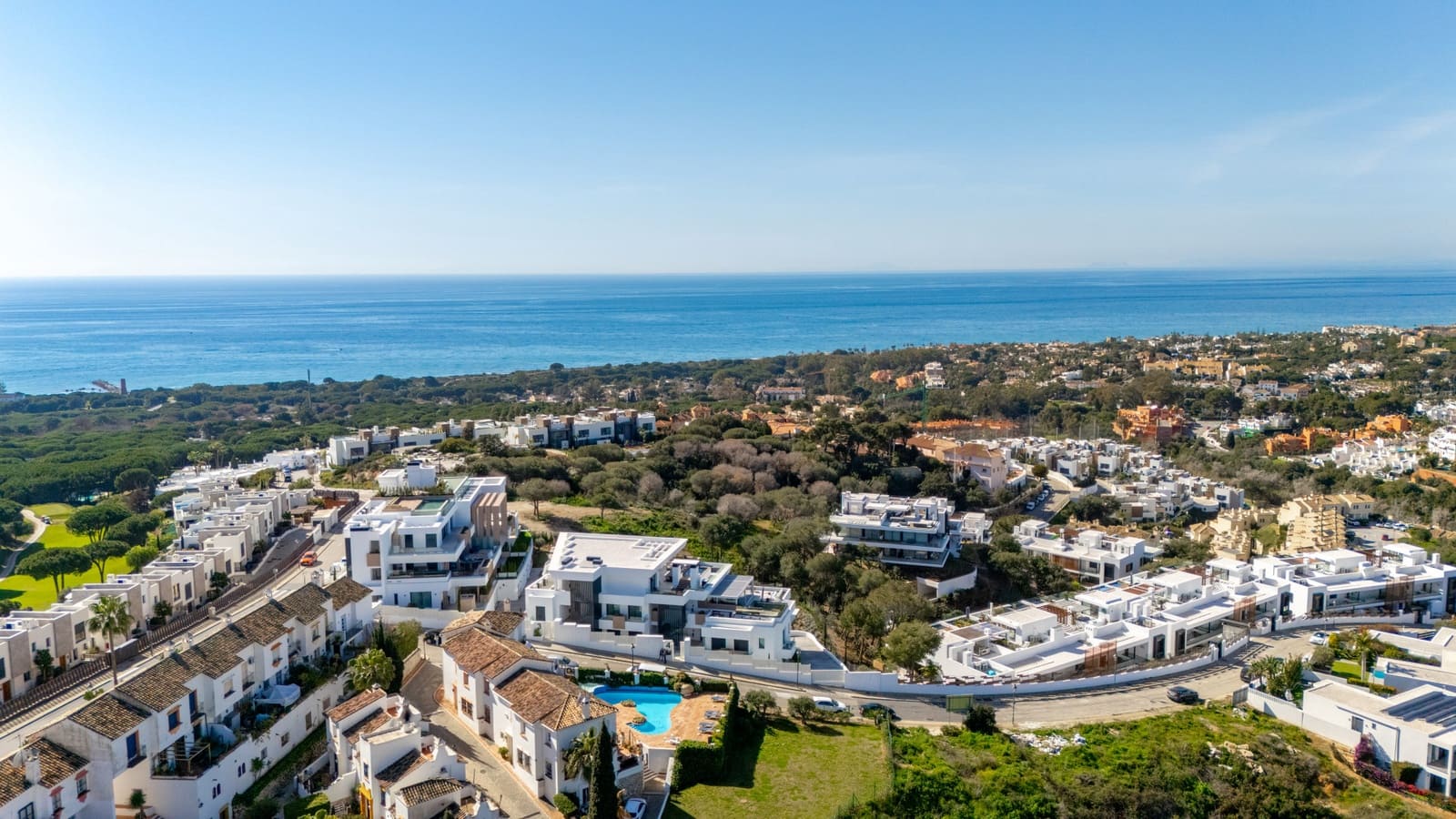 Apartamento de 3 habitaciones en Marbella en venta con piscina garaje - 1.150.000 € (Ref: 8821108)
