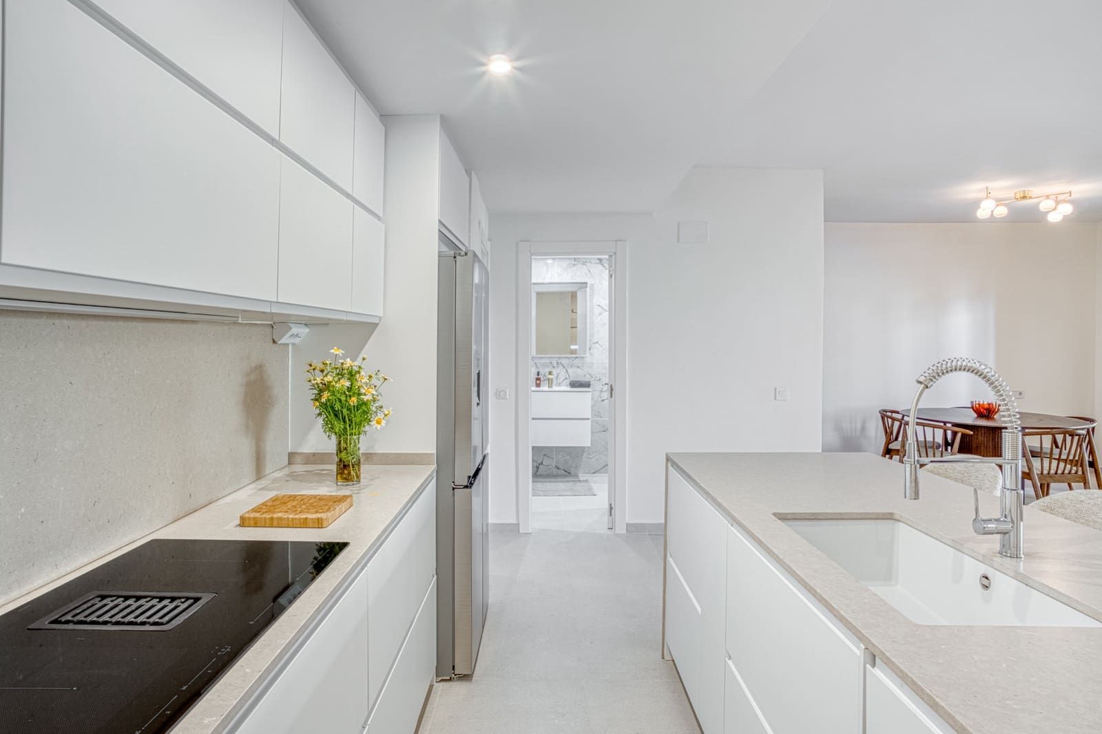 4 sypialnia Apartament na sprzedaż w San Pedro de Alcantara z basenem garażem - 695 000 € (Ref: 8883836)