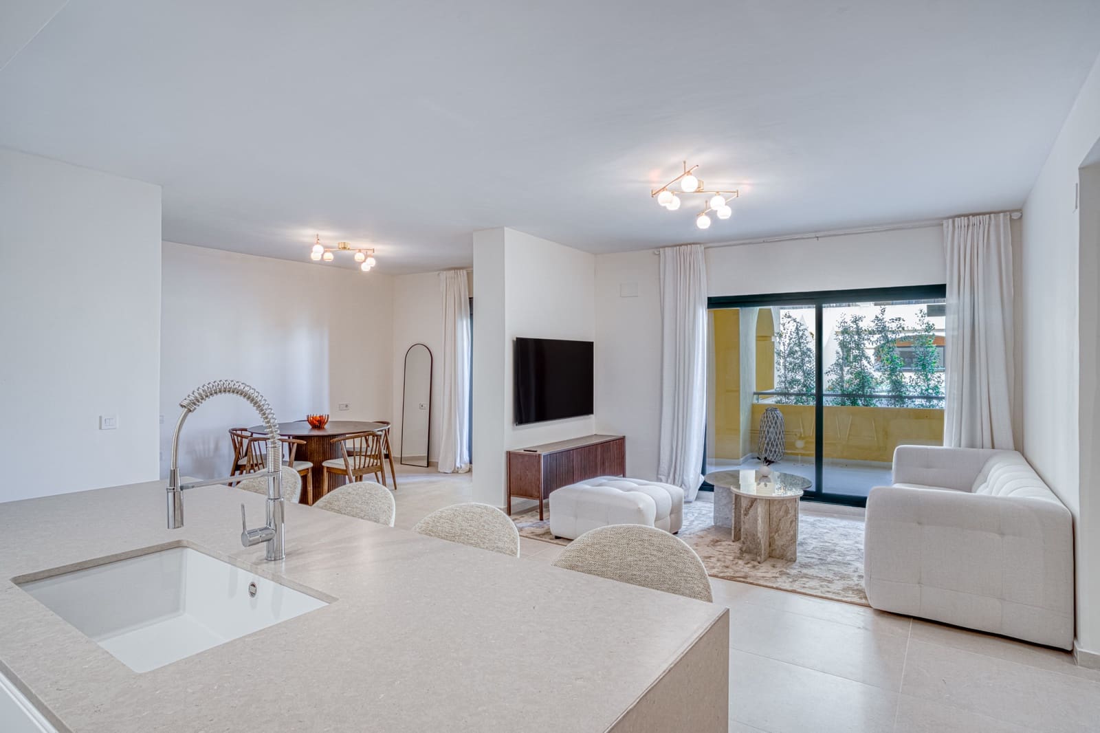 4 soverom Leilighet til salgs i San Pedro de Alcantara med svømmebasseng garasje - € 695 000 (Ref: 8883836)