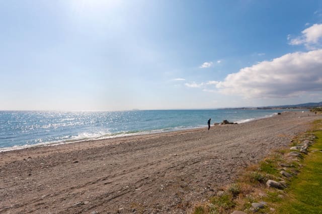 Terrain à Bâtir à vendre à Los Arqueros, Benahavís - 500 000 € (Ref: 8924882)