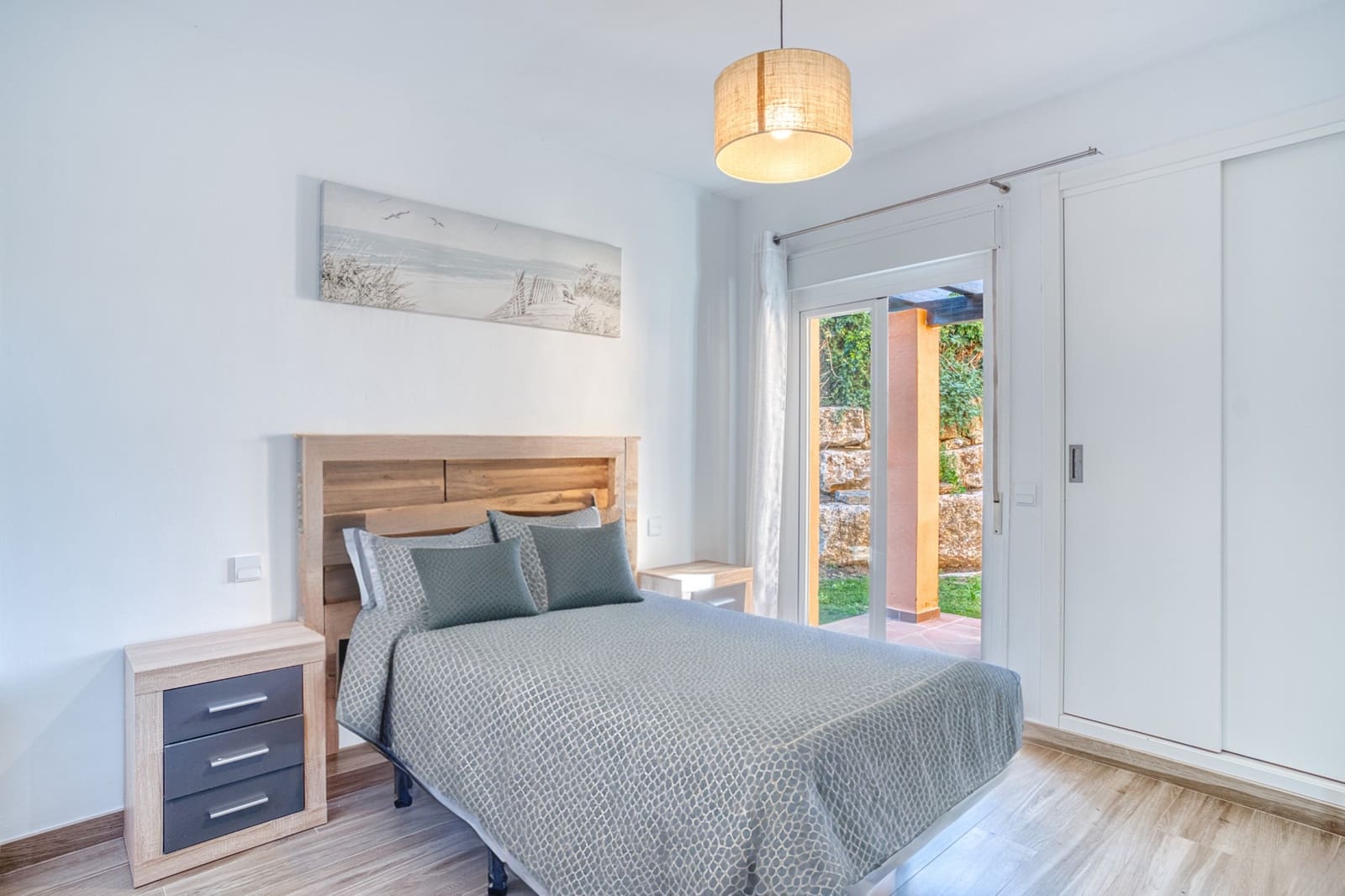 4 soveværelse Byhus til salg i Benahavis med swimmingpool garage - € 1.050.000 (Ref: 8927412)