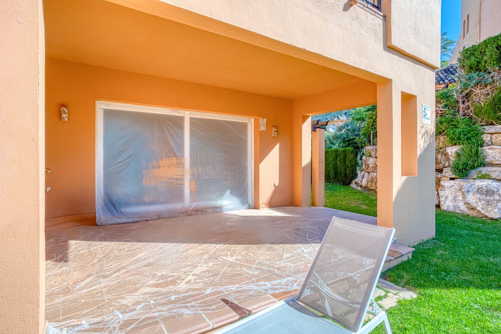 4 soveværelse Byhus til salg i Benahavis med swimmingpool garage - € 1.050.000 (Ref: 8927412)