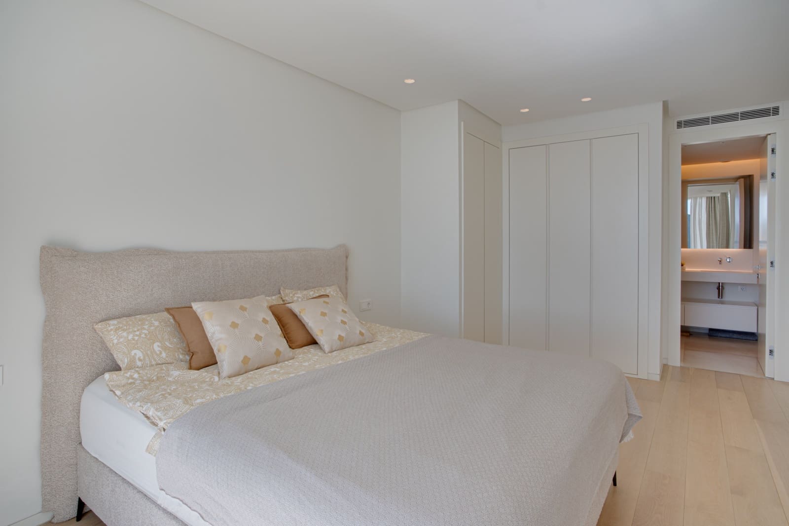 2 quarto Apartamento para venda em Ojen com piscina garagem - 770 000 € (Ref: 8927413)