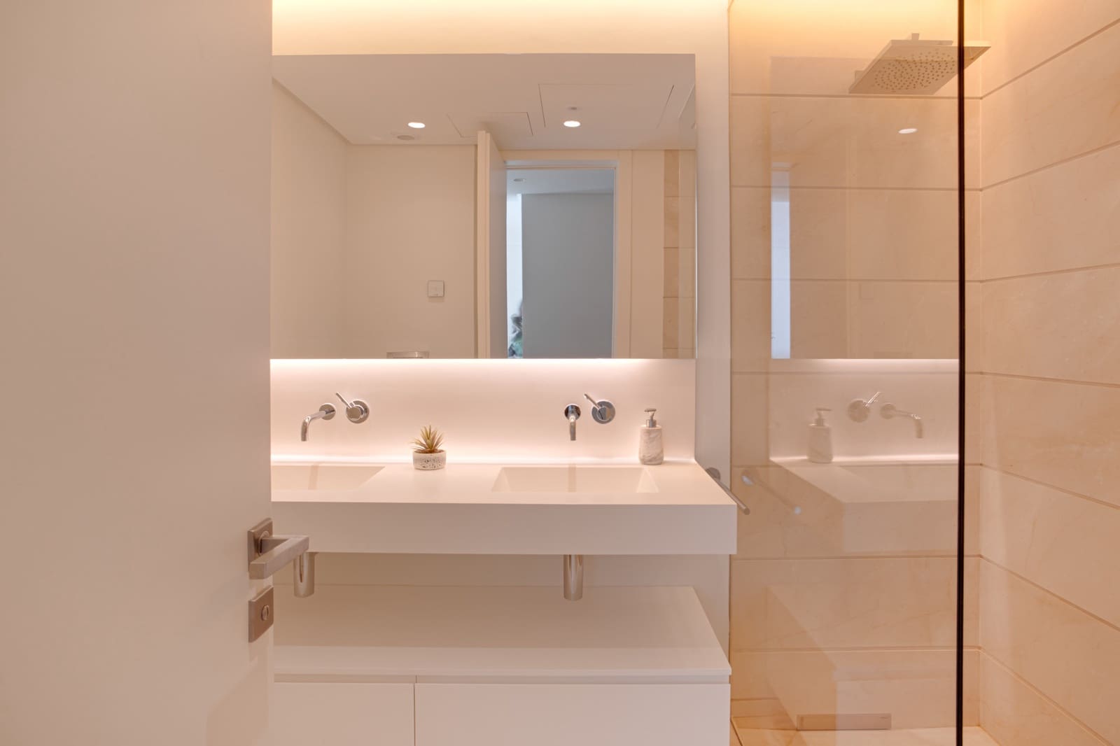 2 quarto Apartamento para venda em Ojen com piscina garagem - 770 000 € (Ref: 8927413)