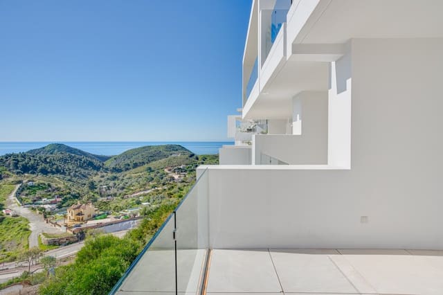 Apartamento de 2 habitaciones en Ojen en venta con piscina garaje - 770.000 € (Ref: 8927413)