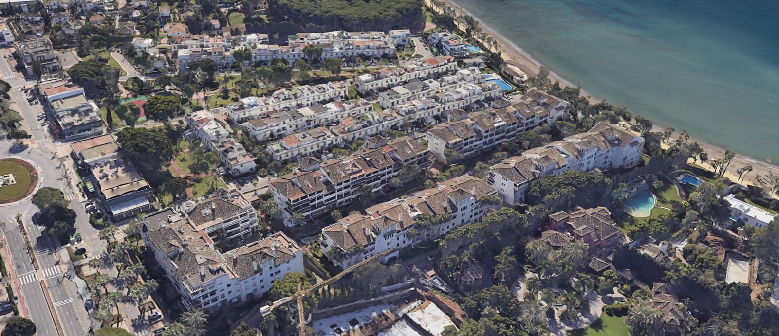 3 sypialnia Apartament na sprzedaż w Marbella z basenem - 1 700 000 € (Ref: 8940994)