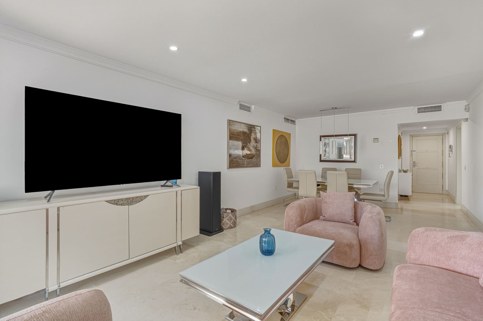 3 sypialnia Apartament na sprzedaż w Marbella z basenem - 1 700 000 € (Ref: 8940994)