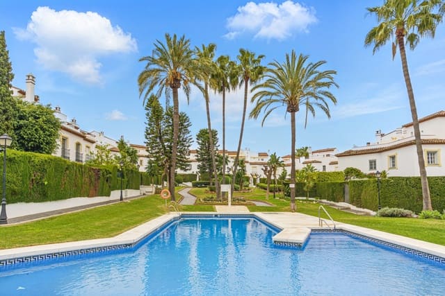 3 sovrum Hus till salu i Bel-Air, Estepona med pool garage - 635 000 € (Ref: 8952329)