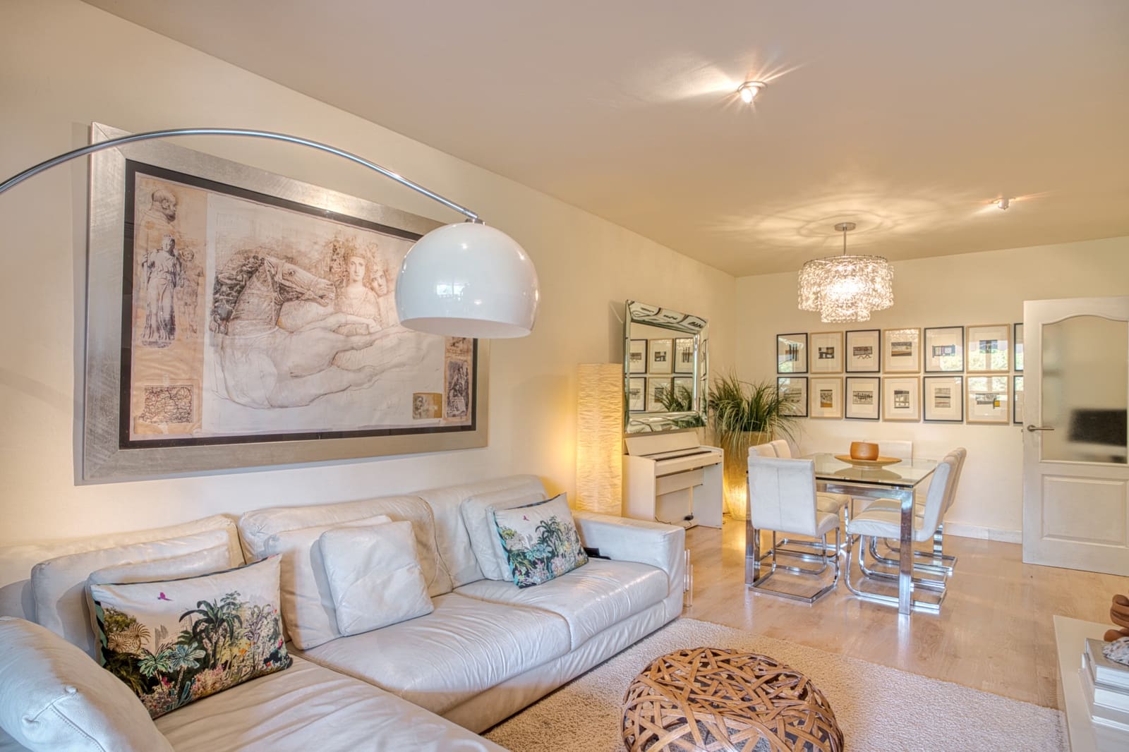 Apartamento de 3 habitaciones en Marbella en venta con piscina garaje - 895.000 € (Ref: 8956019)
