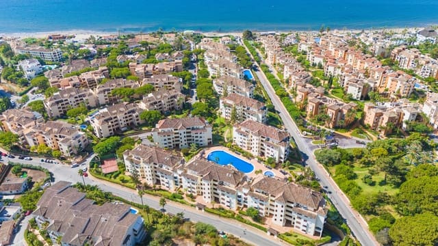 2 soverom Leilighet til salgs i Marbella med svømmebasseng garasje - € 750 000 (Ref: 9722563)