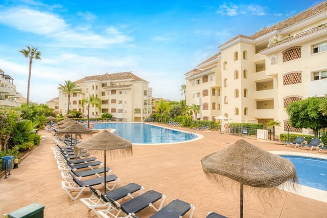 2 soverom Leilighet til salgs i Marbella med svømmebasseng garasje - € 750 000 (Ref: 9722563)