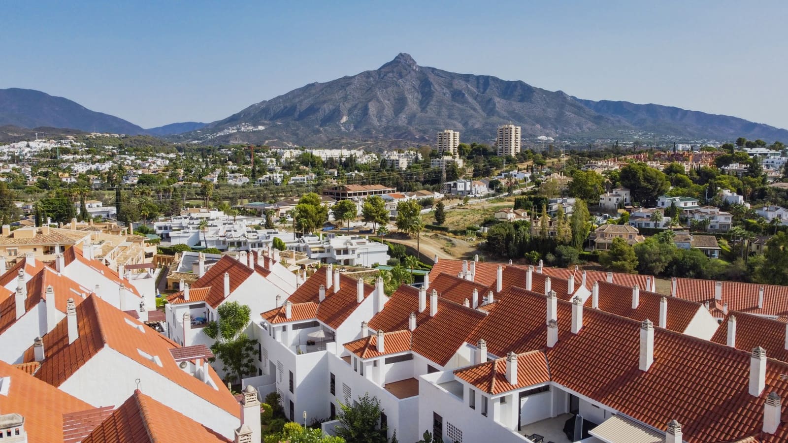 3 soveværelse Lejlighed til salg i Marbella med swimmingpool garage - € 785.000 (Ref: 9722564)